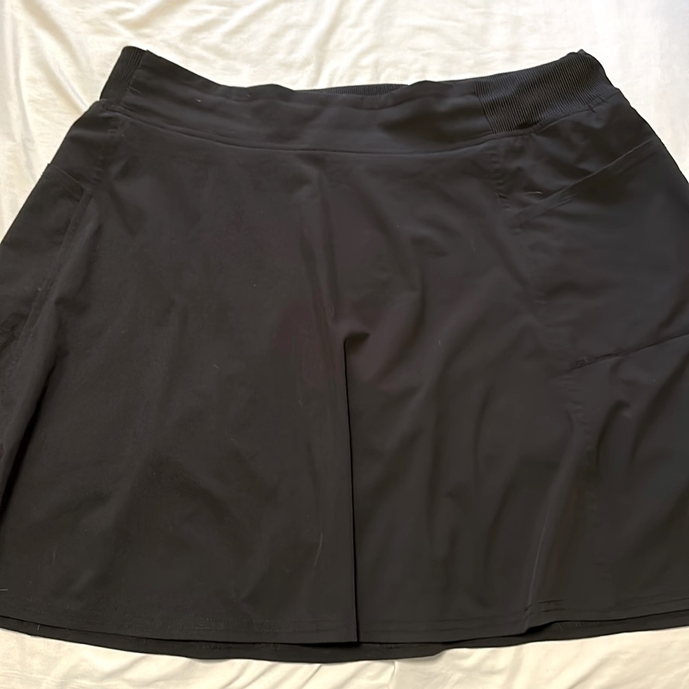 Black athleisure skirt